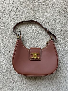 Cilene Tan Brown Shoulder Bag with Gold Logo